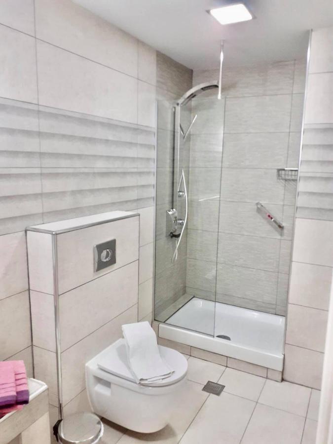 Avra Comfort Rooms Неа-Потидеа Экстерьер фото